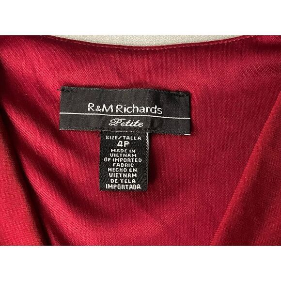 R&M Richards|Scarlet Faux Wrap Dress with Waist Embellishment Red Size 4P NEW wi - Picture 7 of 9